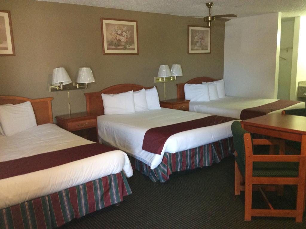 Sagamar Inn Cleburne Exterior foto