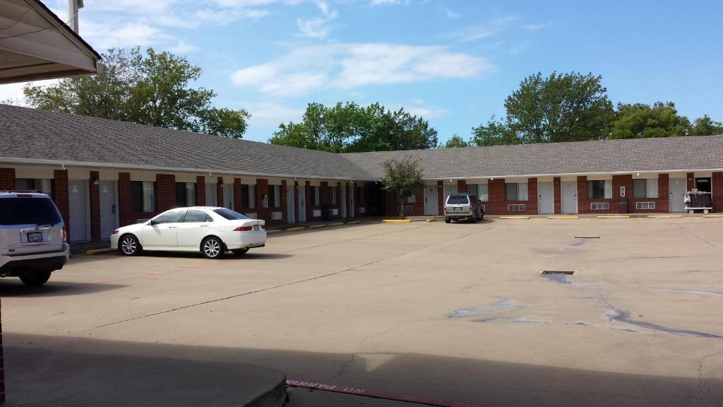Sagamar Inn Cleburne Exterior foto
